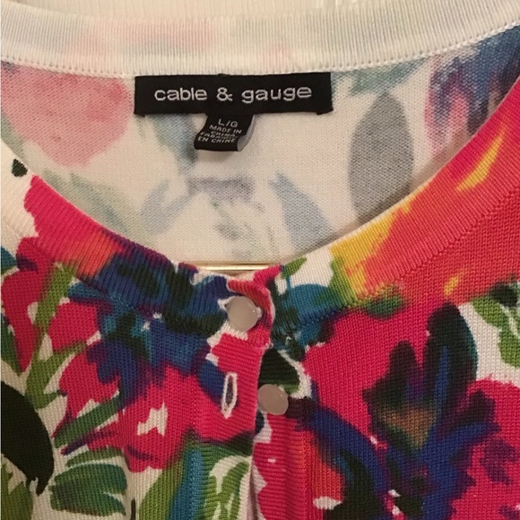 Cable and Gauge Floral Cardigan Sweater - Picture 2 of 3